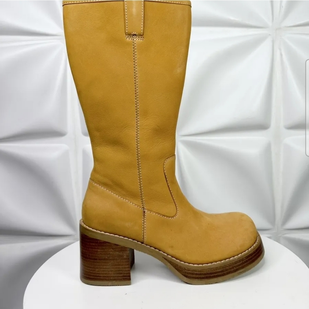 Candies boot